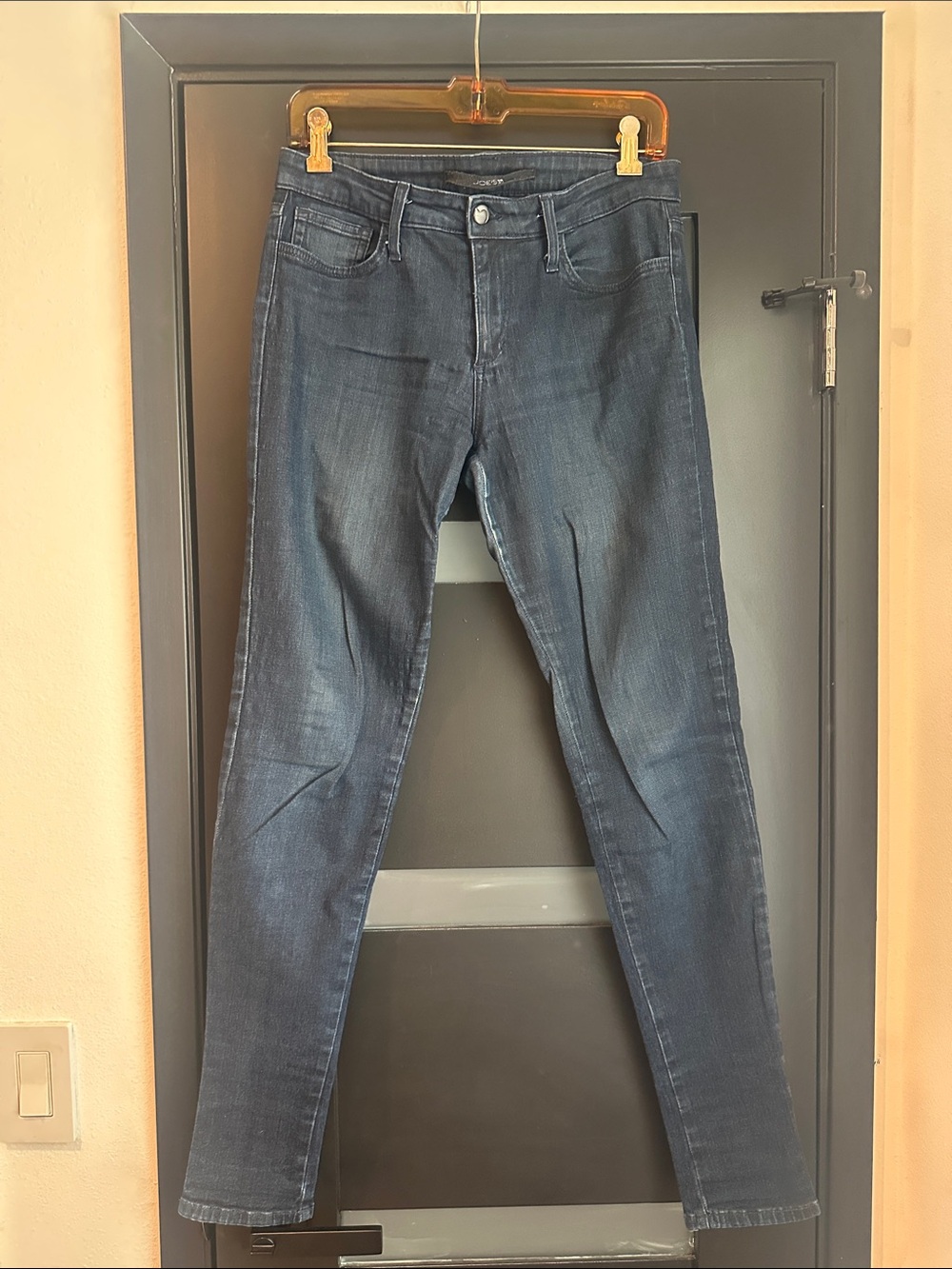 Joe's Jeans Skinny Jeans in Dark Blue Wash